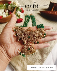 JADE SWAN (MJ015) - 