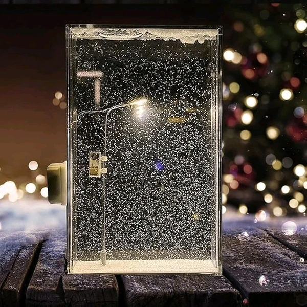 Radiance  Streetlight Snowfall Lamp