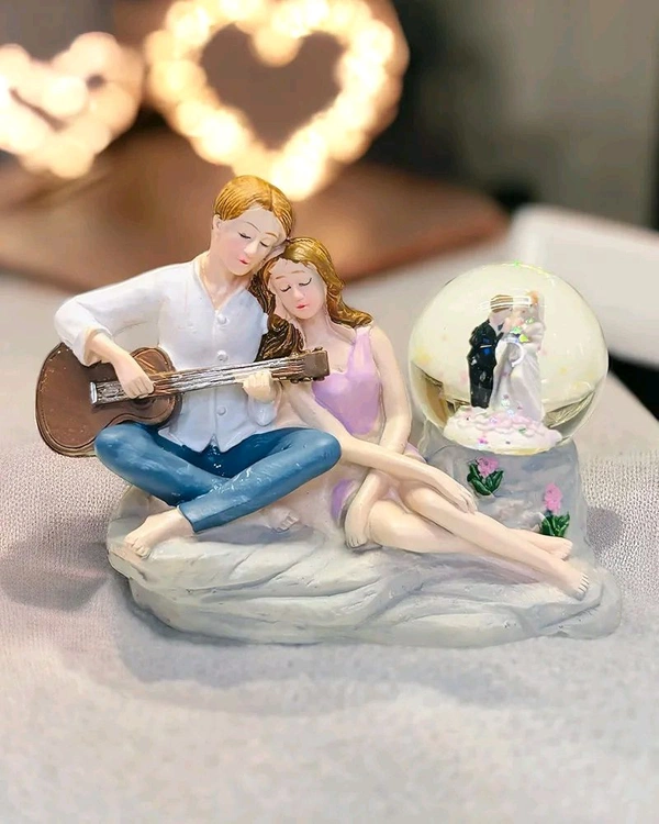 Romantic Couple Music Figurine with Snow Globe
