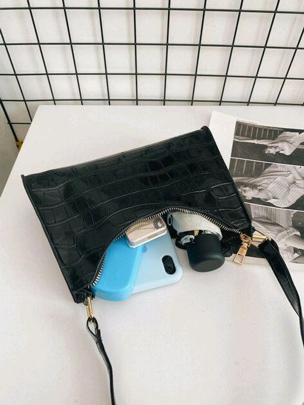 Radiance  Chic Black Croc-Embossed Shoulder Bag
