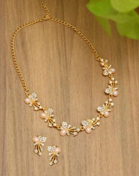 Radiance  Floral Pearl & Crystal Necklace Set