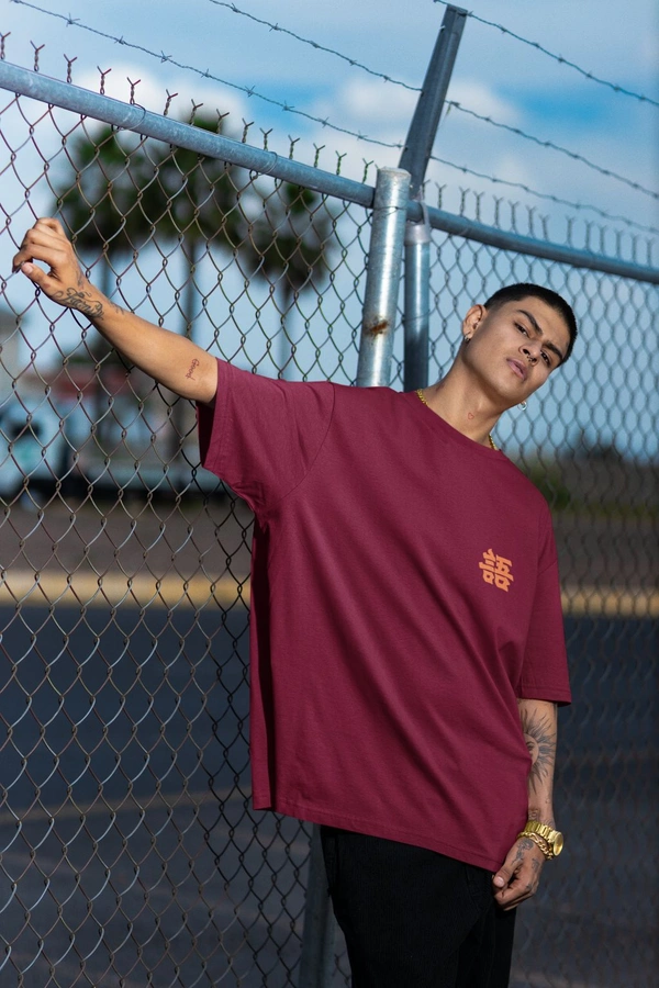 Fitforall® Naruto Printed Black Oversized T-Shirt For Men - Maroon, XXL-46