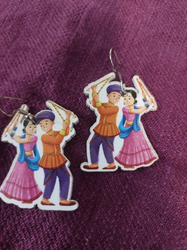 Navratri Theme Dancing Duo Couple  Earrings 
