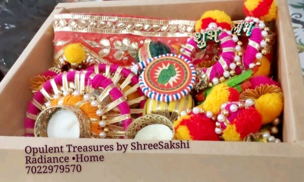 Hamper No 2 - 1 PcToran, 1 Pair Subh Labh,  2 PC Wheel Tlight, 2 PC Damru Tlight, 2 Pcs Plantable Crackers 