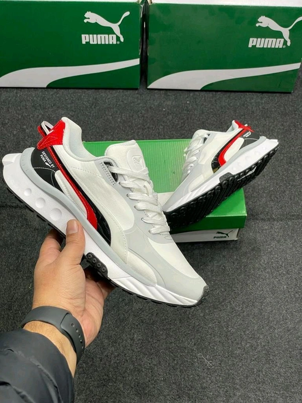 Puma x Ferrari Motorsport-Inspired Sneakers - 7