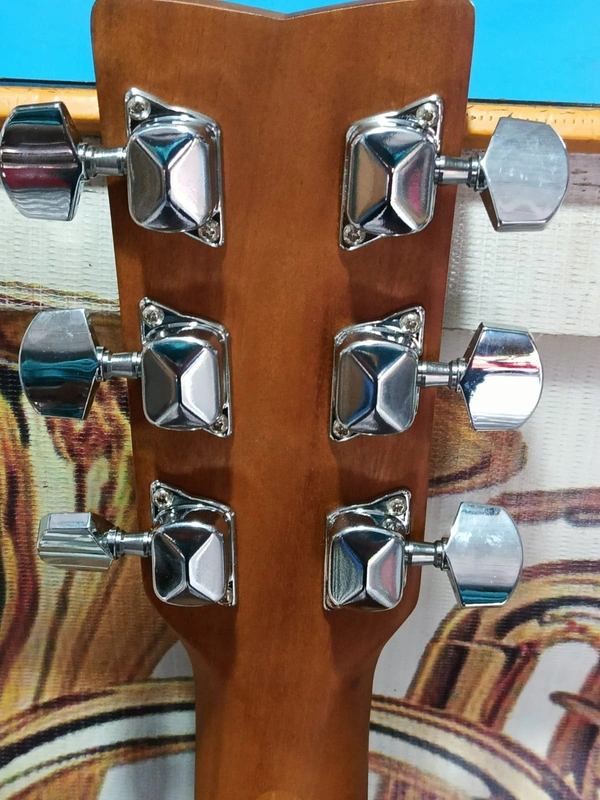 Yamaha YAMAHA F280 Acoustic guitar  - 39, Falu Red, 1