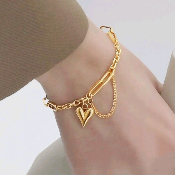 Jewellery  Designs & You Heart Charm Wraparound Bracelet (Golden)