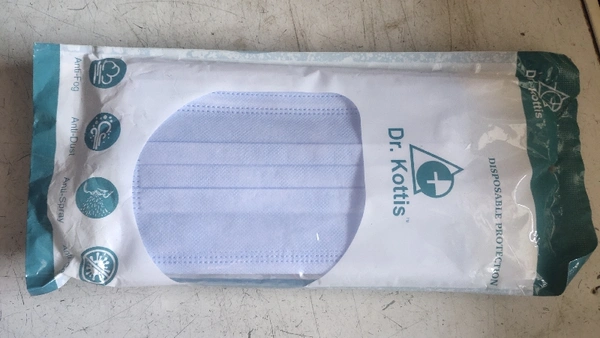 3 layer Surgical mask with Nose Pin