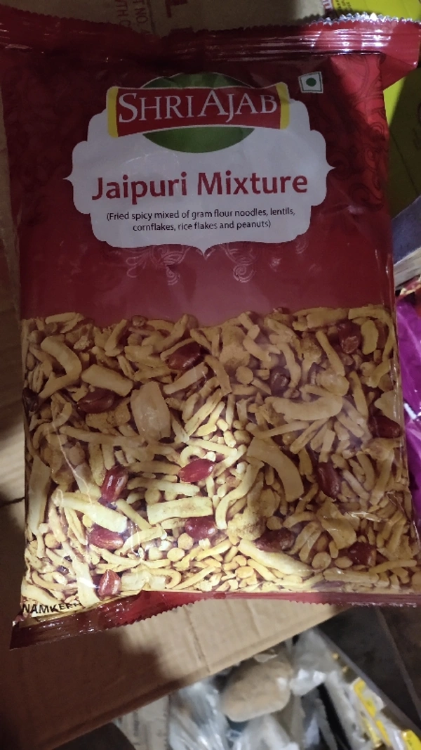 Shree Ajab Namkeen - Mixture