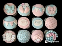 Vanilla Cupcakes  - 6