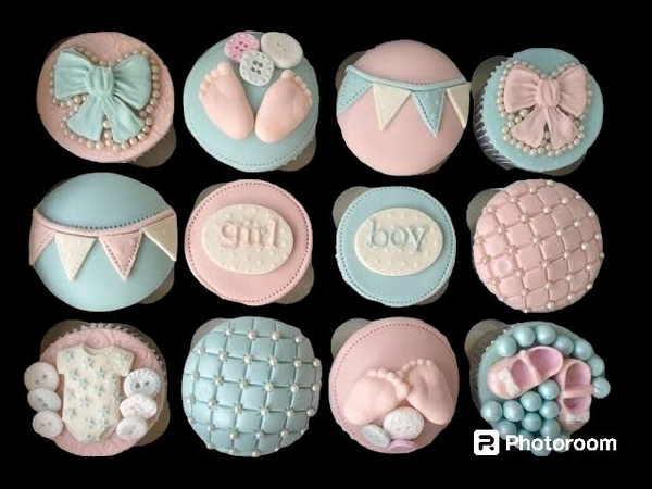 Vanilla Cupcakes  - 6