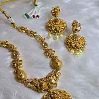 NS012-D43-VVNN Anvika Golden Set - Gold