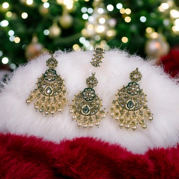 EE021-D35-VON Jeevita Jhumkas with Maangtika - Off White