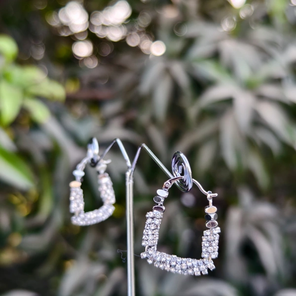 EE085 Korean Diamond Bag Outline - Silver