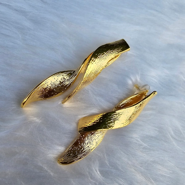 EE053 Korean Twisters - Gold