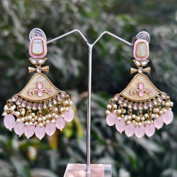 EE016-A26IIS500 Mehfil Jhumkas - Pink