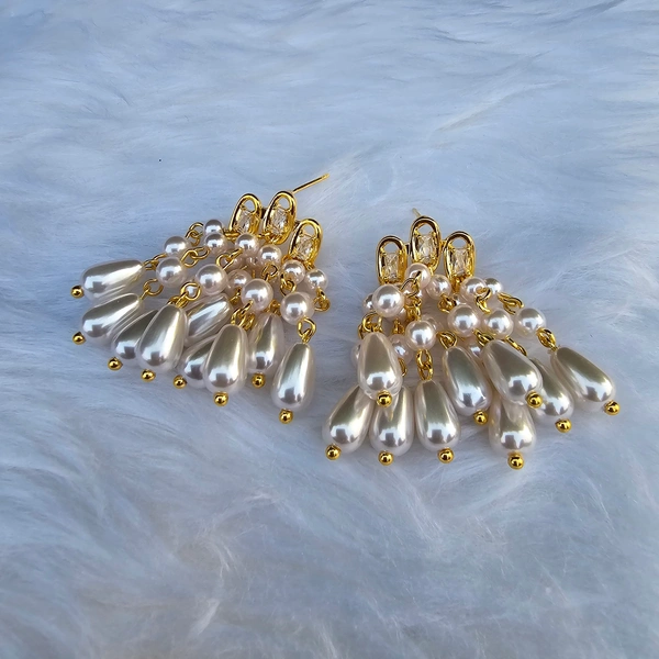 EE058 Pearl Waterfall - White