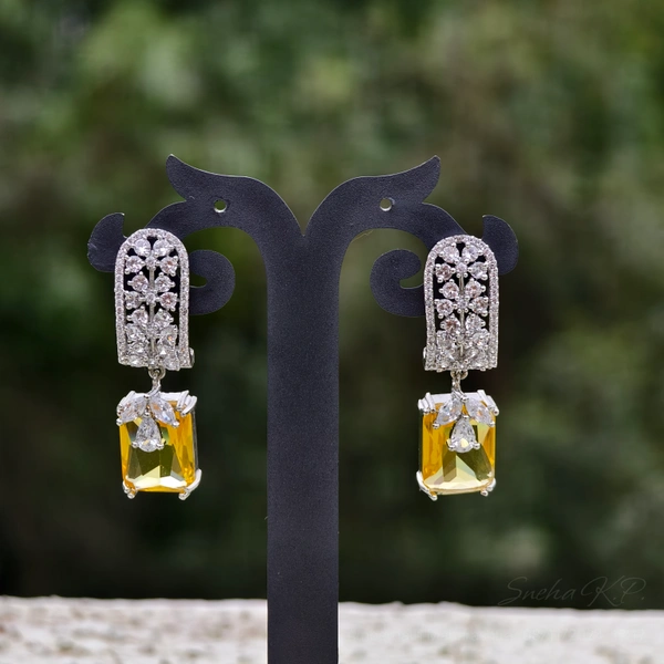 134 Riddhi Square Yellow Drop Earrings