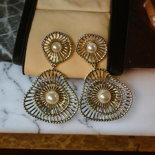 S247 Web Of Beauty Earrings - Silver