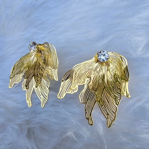 EE068 Web Of Leaves - Gold