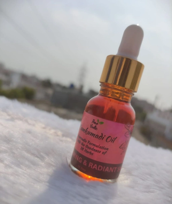 Kumkumadi Oil - Ayurvedic Formulation with the Goodness of 26 Herbs