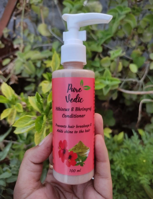 Hibiscus And Bhringraj Conditioner 
