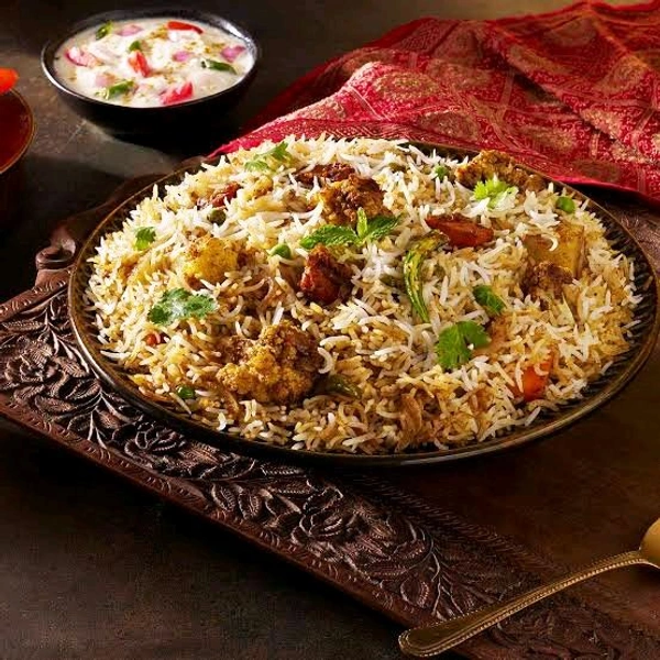 Lucknow Veg - Biryani ( Half Plate )
