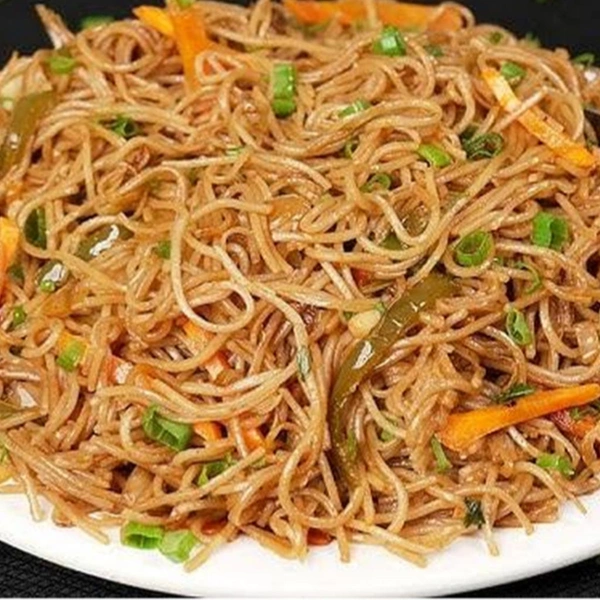 Best Veg Chowmein Ever ! (Half Plate ) - 6pm To 9pm