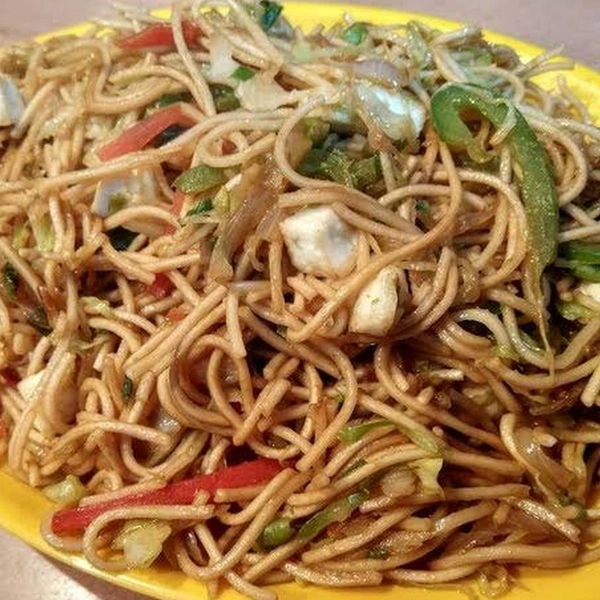 Best Paneer Chowmein ( Half Plate ) - 6pm To 9pm