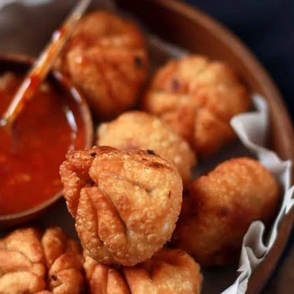 Paneer Fry Momos (Half) - 6 Pieces ( 1pm To 9pm