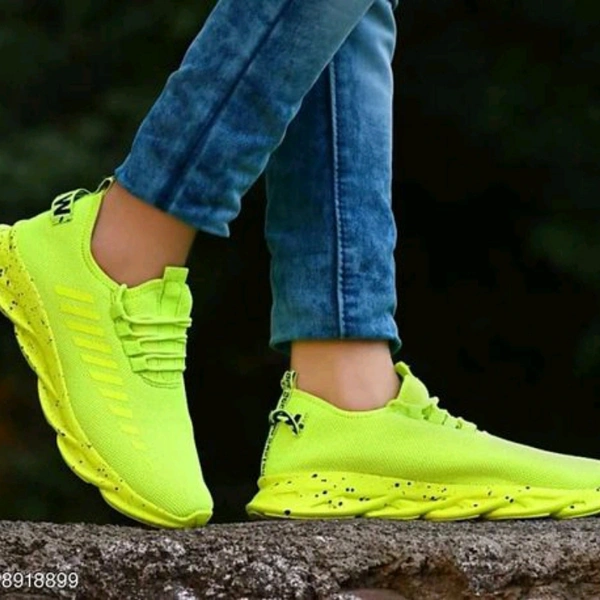 0030 Modern Fashionable Men Sports Shoes  - 10, 6 days, 24x7, Yellow , 9