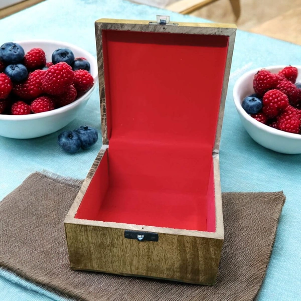 Sold By R R Global Exports Jewellery Box With Design - L.6'' W.6'' H.3.5'', Natural Polish, Wooden