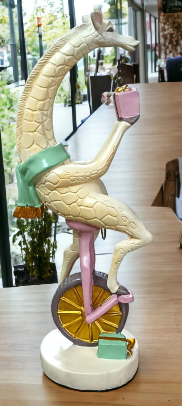 Sold By R R Global Exports Decorative Giraffe Showpiece Holding a Box - H.13.5'' L.5'' B.4'', Ivory, Polyresin