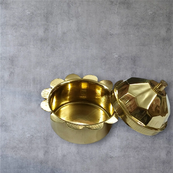 Sold By R R Global Exports Sindoor Box Kumkum Box - H.2'' B.2'', Polish, Brass