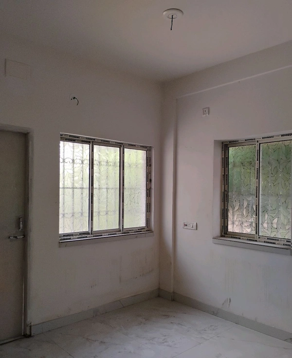 New Flat Mukundapur  - Mukundapur Metro Shopping Mall, 1.Click Whatsapp 2.Click Send