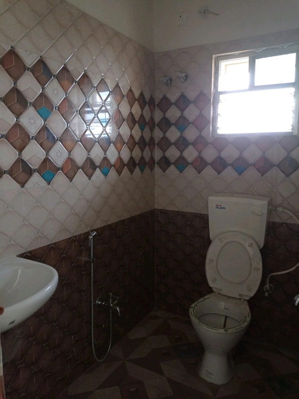 New Flat Nayabad  - Nayabad Mini Bus Stand, 1.Click Whatsapp 2.Click Send