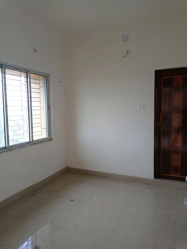 New Flat Nayabad  - Nayabad Mini Bus Stand, 1.Click Whatsapp 2.Click Send
