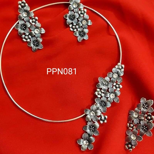 RdE Jewellery Hub PPN081 FANCY SILVER CHOKER - SILVER