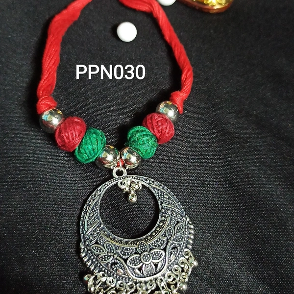 RdE Jewellery Hub PPN030 RED AND GREEN COMBINATION FANCY NECKLACE - RED 
