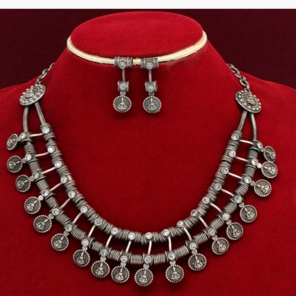Trending Nackless With Best Price 
