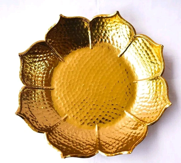 Elegant Design Decorative Lotus Shaped Handcrafted Urli Bowl Traditional Tea Light Candles