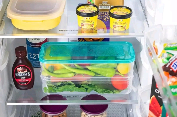 2000 ML - Pack of 1  Fridge Storage Boxes for Vegetables Fridge Organizers Case