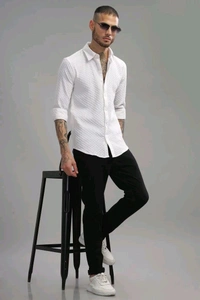 MEN'S EXCLUSIVE BUBBLE FABRIC FULL SLEEVE SHIRT - 44, White