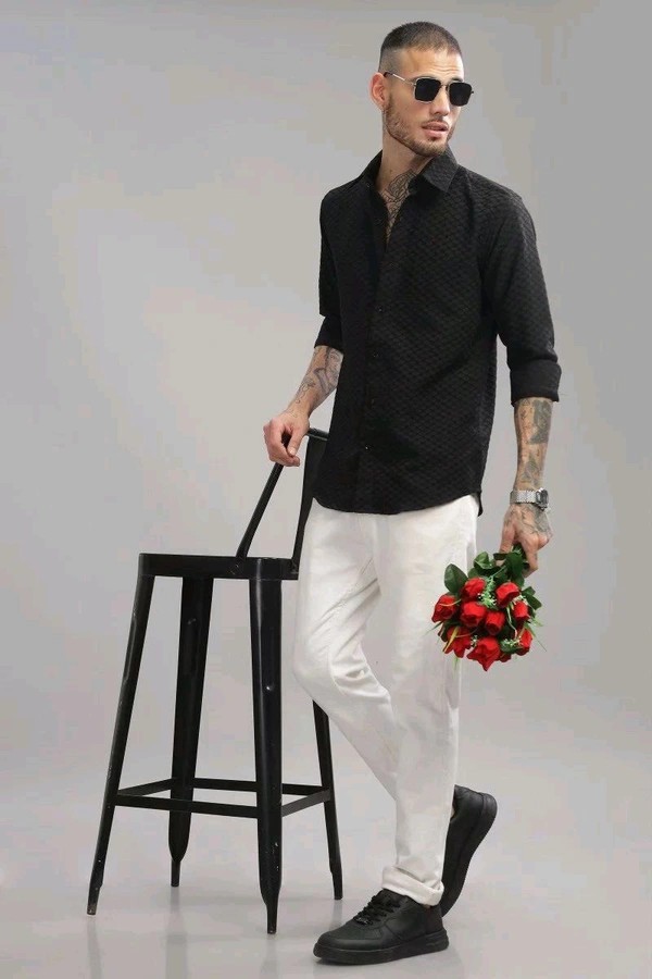 MEN'S EXCLUSIVE BUBBLE FABRIC FULL SLEEVE SHIRT - L, White