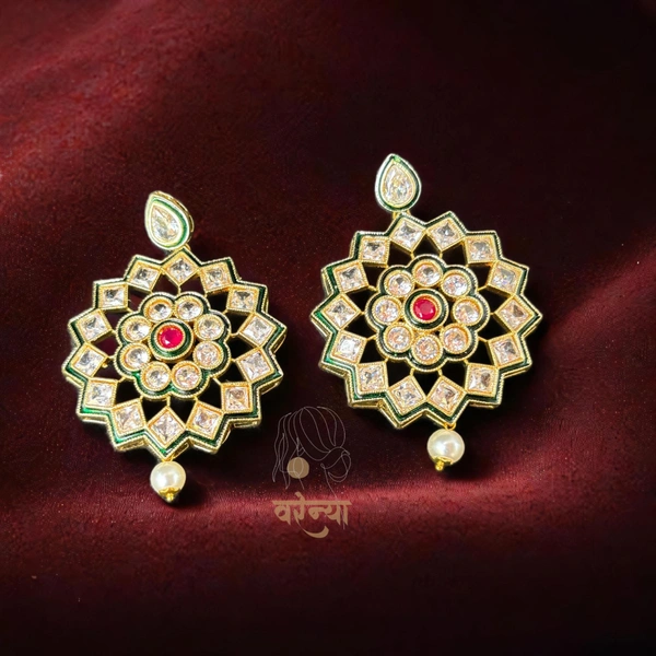 Varenya Kundan Neckpiece with Earrings - Free, Gold