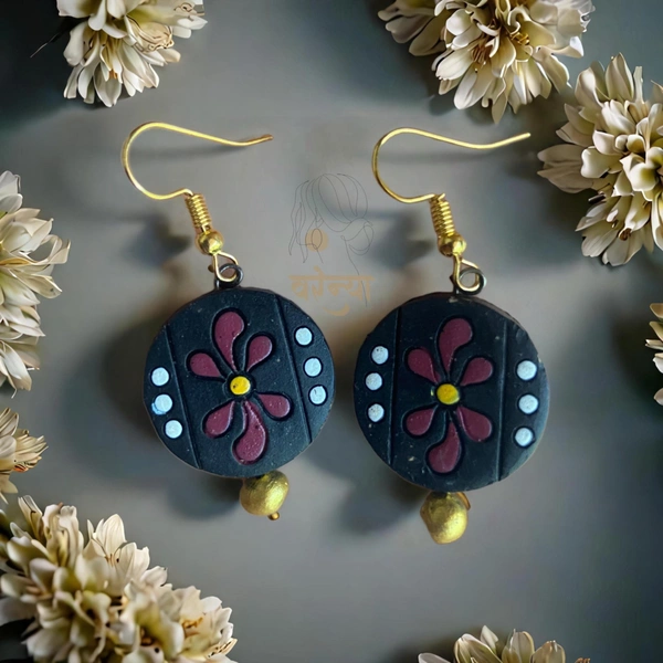 Earthy Elegance-Handmade Terracotta Earrings - Free, Black