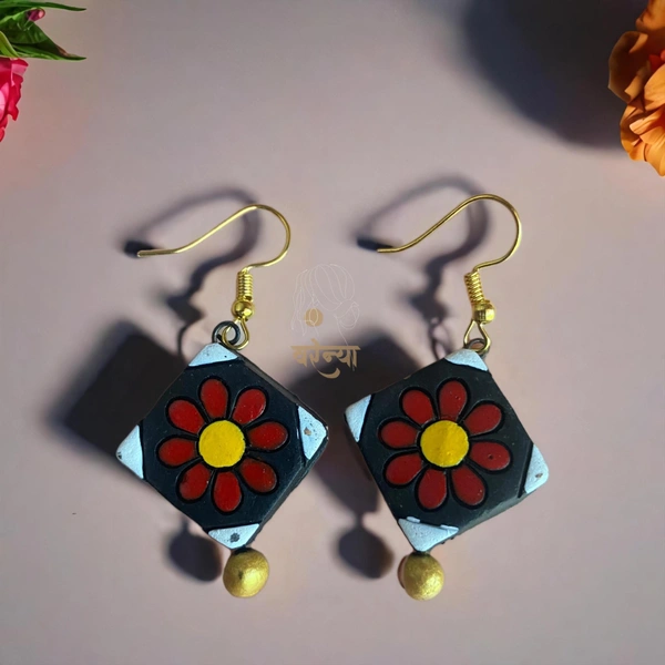 Earthy Elegance-Handmade Terracotta Earrings - Free, Black
