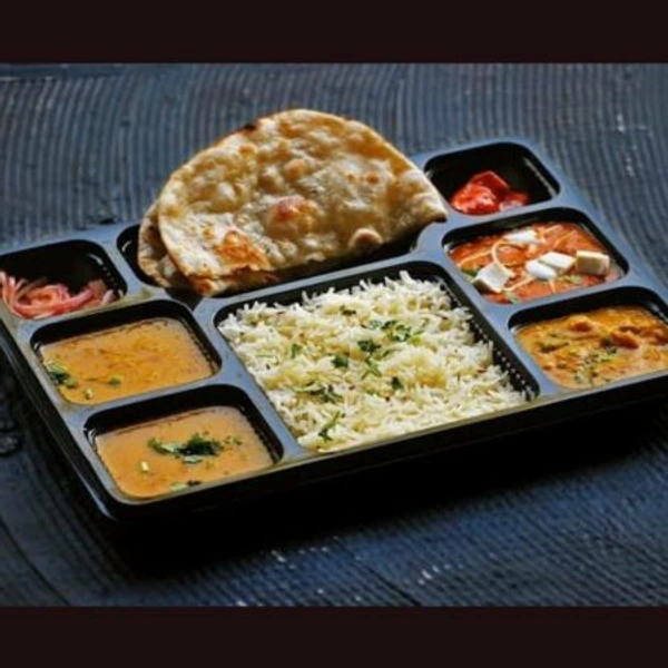 Veg Special Thali - full