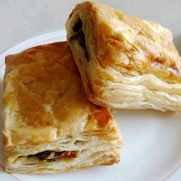Veg Puffs