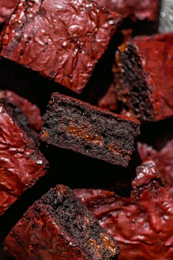 Red Velvet Brownie  - 1/2 Kg
